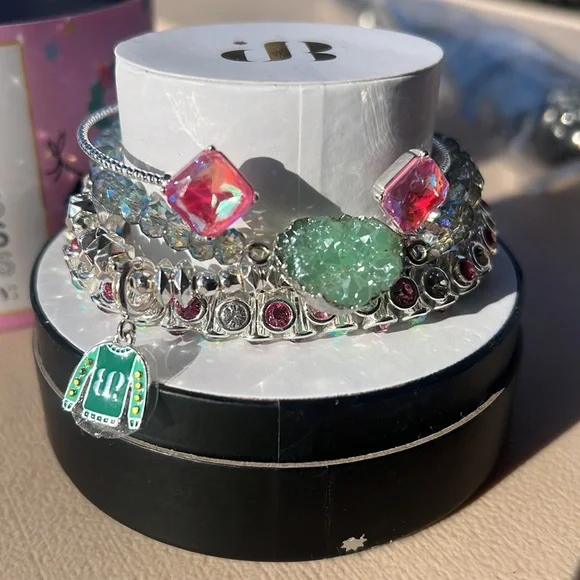 Bomb Party Holiday Stack- Christmas Sweater - Picture 2 of 3